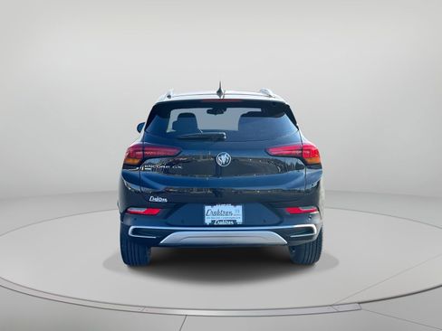Used 2022 Buick Encore GX Select w/ Advanced Technology Package image 4