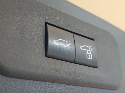 Used 2023 Lexus NX 350h AWD image 13