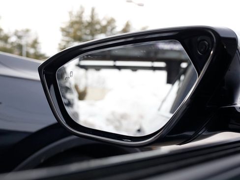 Used 2024 Lucid Air Touring image 39