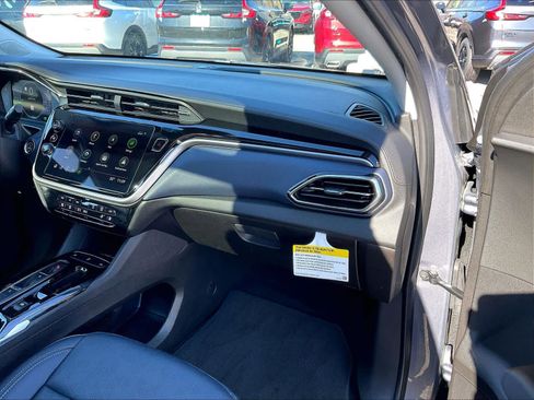 Used 2023 Chevrolet Bolt EUV Premier w/ Sun & Sound Package image 13