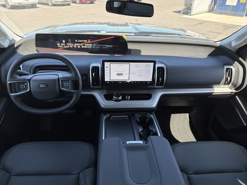 New 2026 Ford Expedition Max Active RWD image 12