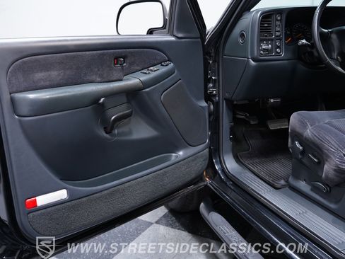 Used 2001 Chevrolet Silverado 1500 LS w/ Off-Road Chassis Pkg image 29