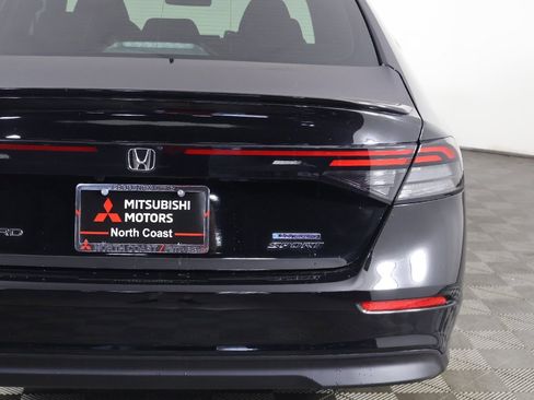 Used 2025 Honda Accord Sport image 17