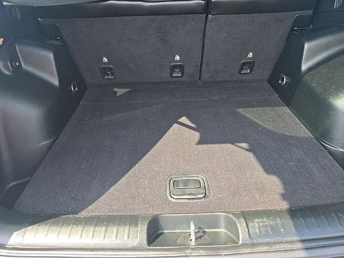 Used 2019 Jeep Cherokee Trailhawk w/ Cold Weather Group image 28