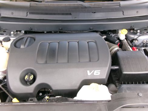 Used 2018 Dodge Journey SXT w/ Safe & Sound Group FWD image 45