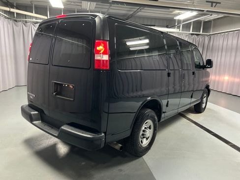Used 2017 Chevrolet Express 2500 LS image 7