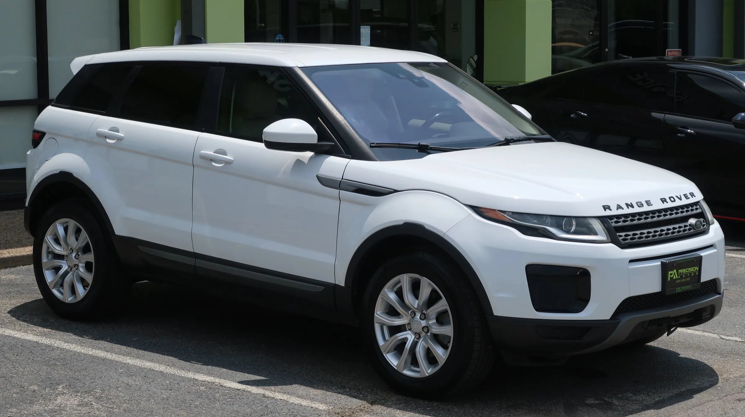 Used 2019 Land Rover Range Rover Evoque AWD/4WD image 5