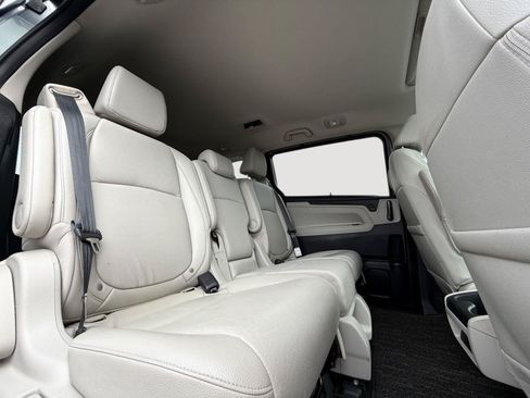 Certified 2025 Honda Odyssey EX-L image 25