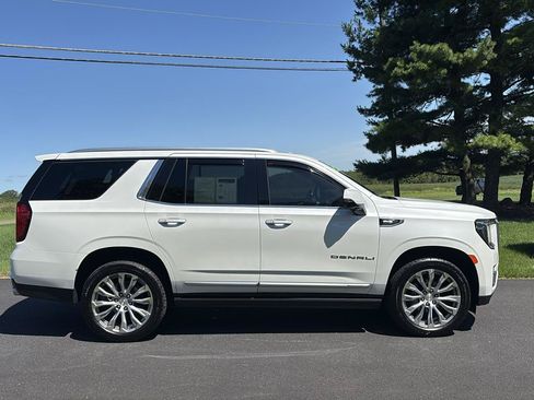 Used 2022 GMC Yukon Denali w/ Denali Ultimate Package AWD/4WD image 5