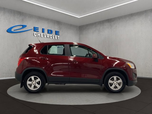 Used 2016 Chevrolet Trax LS AWD/4WD image 15