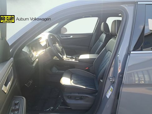 New 2025 Volkswagen Atlas Cross Sport SEL Premium R-Line AWD/4WD image 13