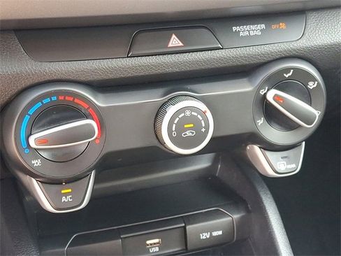 Used 2021 Kia Rio S image 15