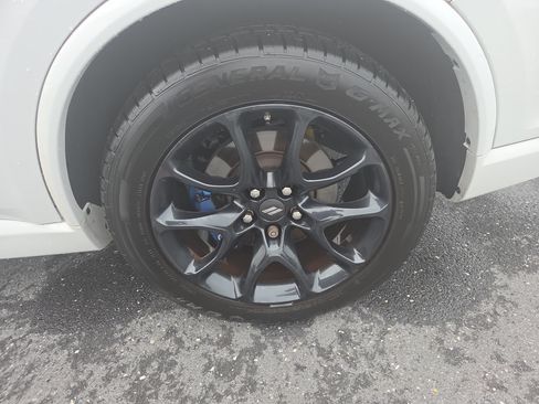 Used 2022 Dodge Durango R/T w/ Tow 'N Go Package AWD/4WD image 29