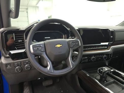 New 2026 Chevrolet Silverado 1500 LT image 11