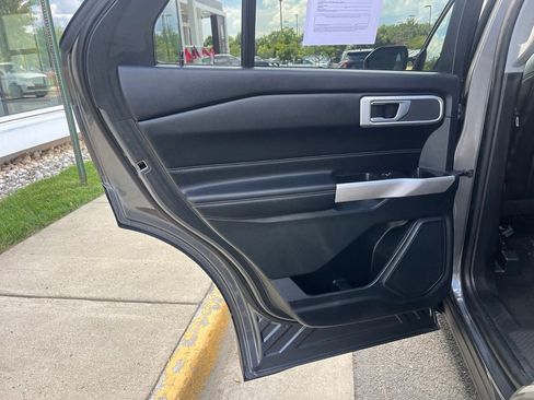 Certified 2023 Ford Explorer XLT w/ Equipment Group 202A AWD/4WD image 18