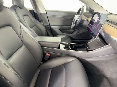 Used 2018 Tesla Model 3 Long Range image 25