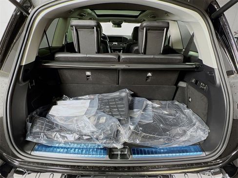 New 2025 Mercedes-Benz GLS 450 4MATIC image 28