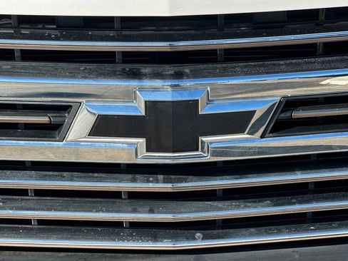 Used 2022 Chevrolet Silverado 1500 High Country w/ LPO, Dark Essentials Package image 39