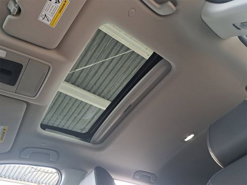 New 2025 Honda CR-V EX-L image 30