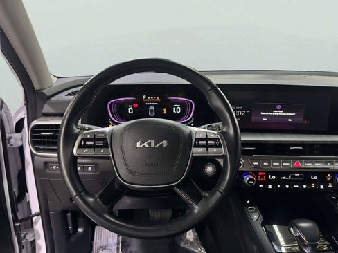 Used 2023 Kia Telluride EX w/ EX Captain's Chair Package FWD image 29