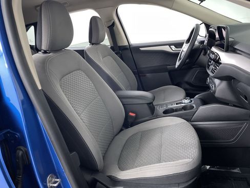 Used 2020 Ford Escape SE image 24