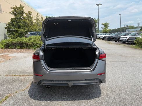 Used 2023 Nissan Sentra SR w/ Trunk Package FWD image 11