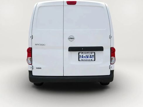 Used 2015 Nissan NV200 S FWD image 6