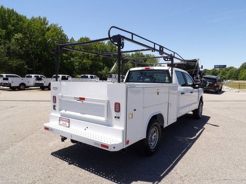 Used 2023 Ford F250 XL w/ XL Chrome Package AWD/4WD image 7
