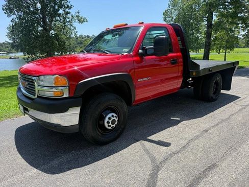 Used 2002 GMC Sierra 3500 4x4 Regular Cab image 3