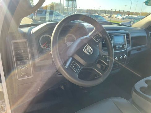 Used 2018 RAM 1500 Express image 14