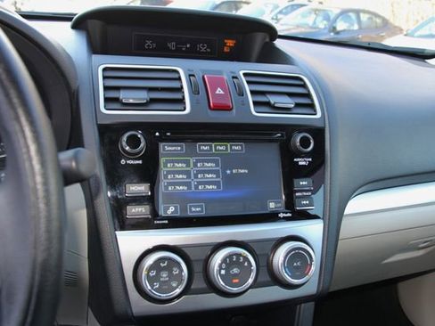 Used 2015 Subaru Crosstrek 2.0i Premium image 22