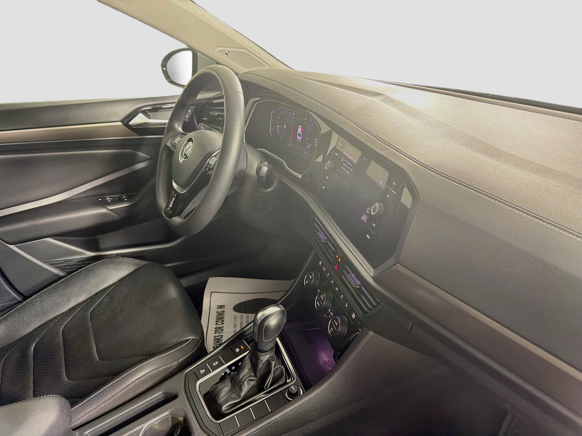 Used 2020 Volkswagen Jetta SEL Premium FWD image 28