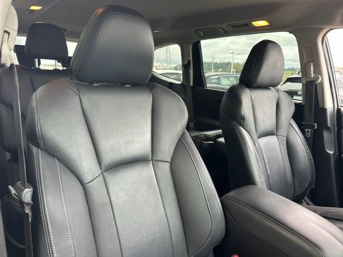 Used 2019 Subaru Ascent Limited image 16