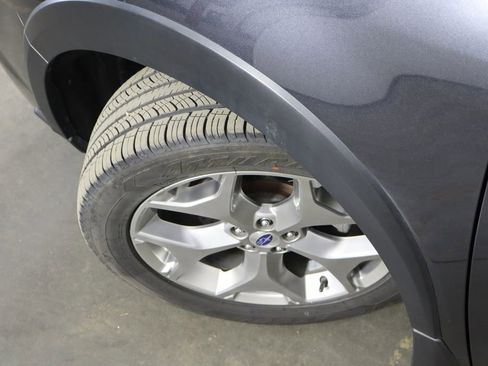 Used 2017 Subaru Forester 2.5i Touring image 42