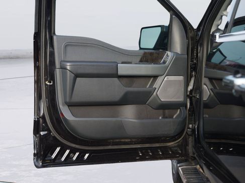 Used 2023 Ford F150 Lariat w/ Max Trailer Tow Package AWD/4WD image 30