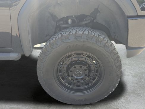 Used 2022 GMC Sierra 2500 AT4 w/ AT4 Premium Plus Package AWD/4WD image 26