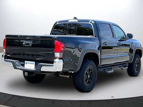 Used 2023 Toyota Tacoma SR5 RWD image 9