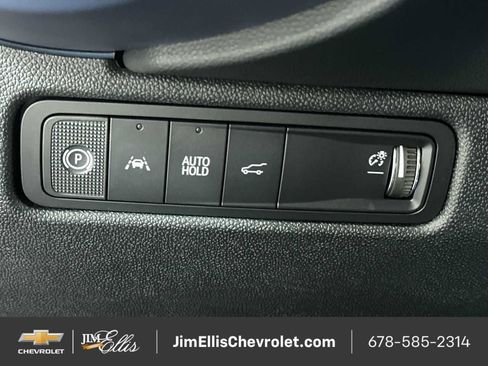 New 2026 Chevrolet Equinox EV LT image 34