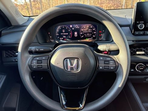 Certified 2024 Honda Accord EX image 21