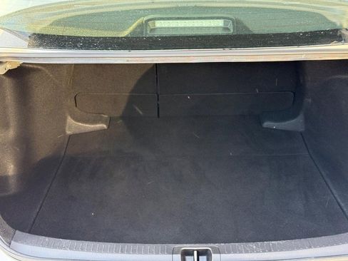 Used 2024 Toyota Corolla LE image 9