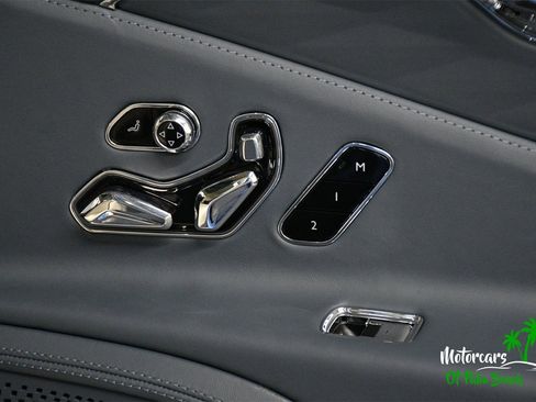Used 2023 Bentley Flying Spur W12 image 51