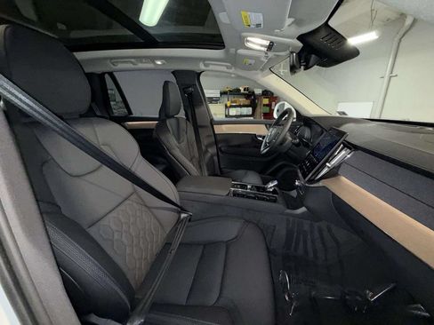 Certified 2025 Volvo XC90 T8 Plus w/ Protection Package Premier AWD/4WD image 14