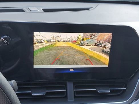 New 2026 Chevrolet Trax LT image 24