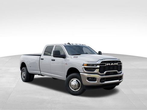 New 2026 RAM 3500 Tradesman image 5