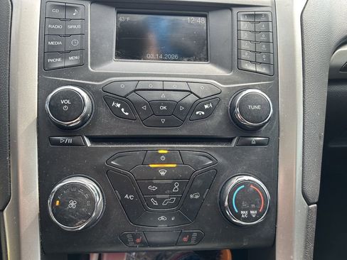 Used 2016 Ford Fusion SE w/ Equipment Group 202A image 13