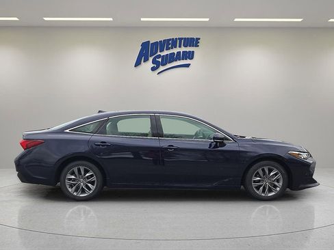Used 2021 Toyota Avalon XLE image 7