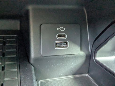 New 2025 Ford Ranger XLT w/ Equipment Group 301A High image 43