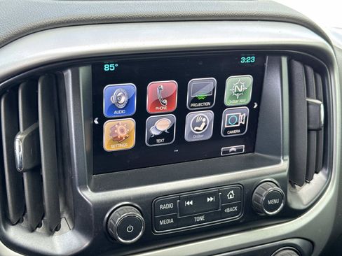Used 2018 Chevrolet Colorado LT RWD image 13