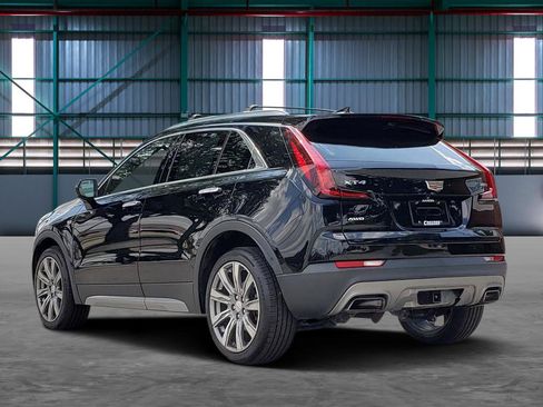 Used 2019 Cadillac XT4 Premium Luxury w/ Enhanced Visibility Package AWD/4WD image 3