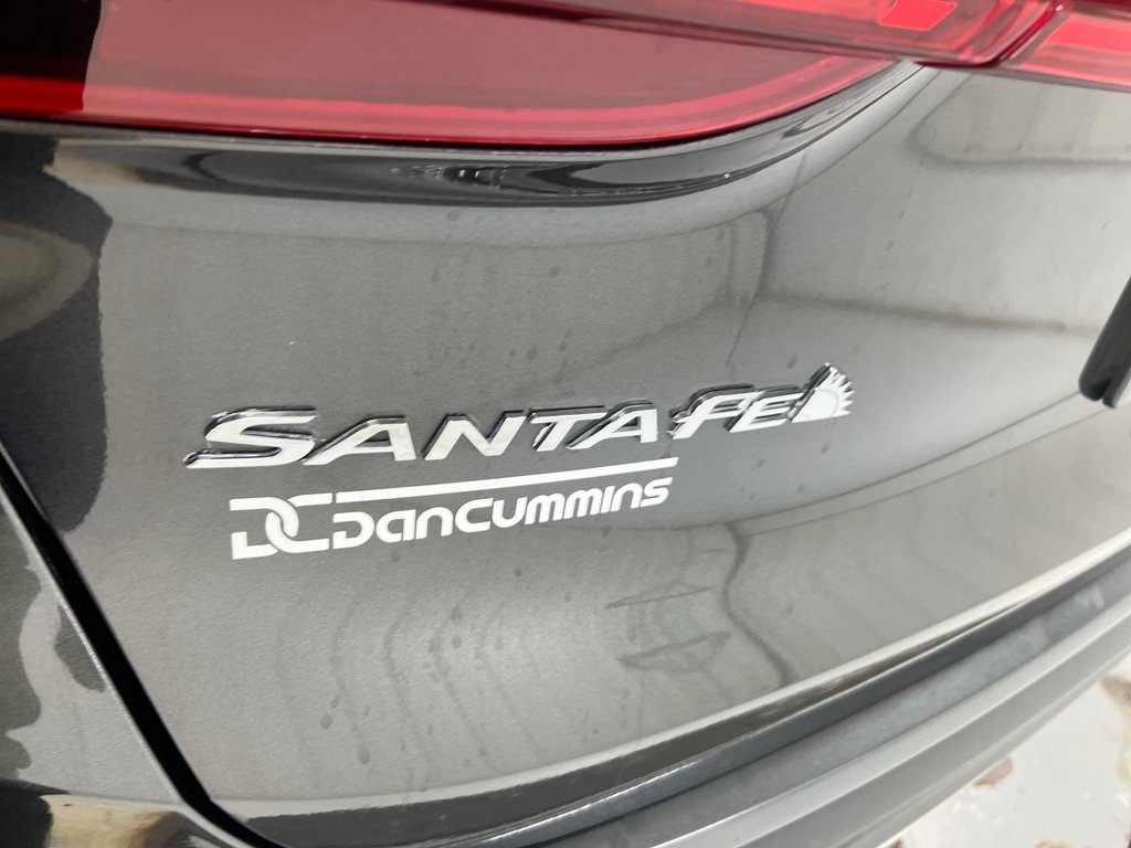 Used 2022 Hyundai Santa Fe Limited AWD/4WD image 27